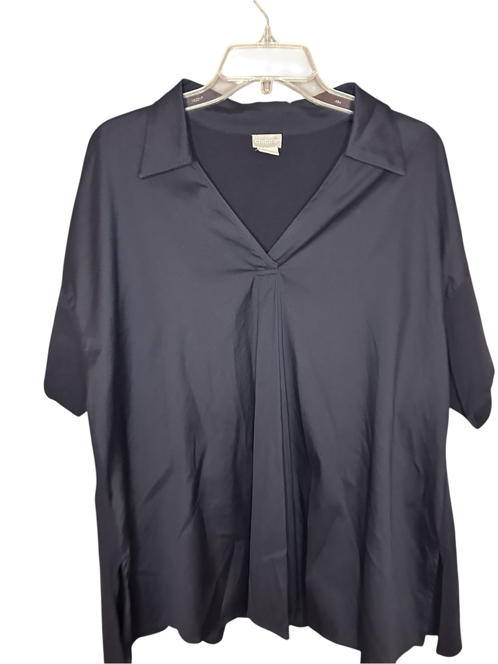 Chico’s Navy Mixed Fabric V-Neck Collared Top Size 2 Large